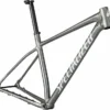 Specialized Rahmenset Chisel Satin Brushed Smoke Liquid Metal / Gloss Metallic White Silver -Fazua Verkäufe 2022 specialized frs chisel sbrussmoke liqmetalgloss metalwhitesil